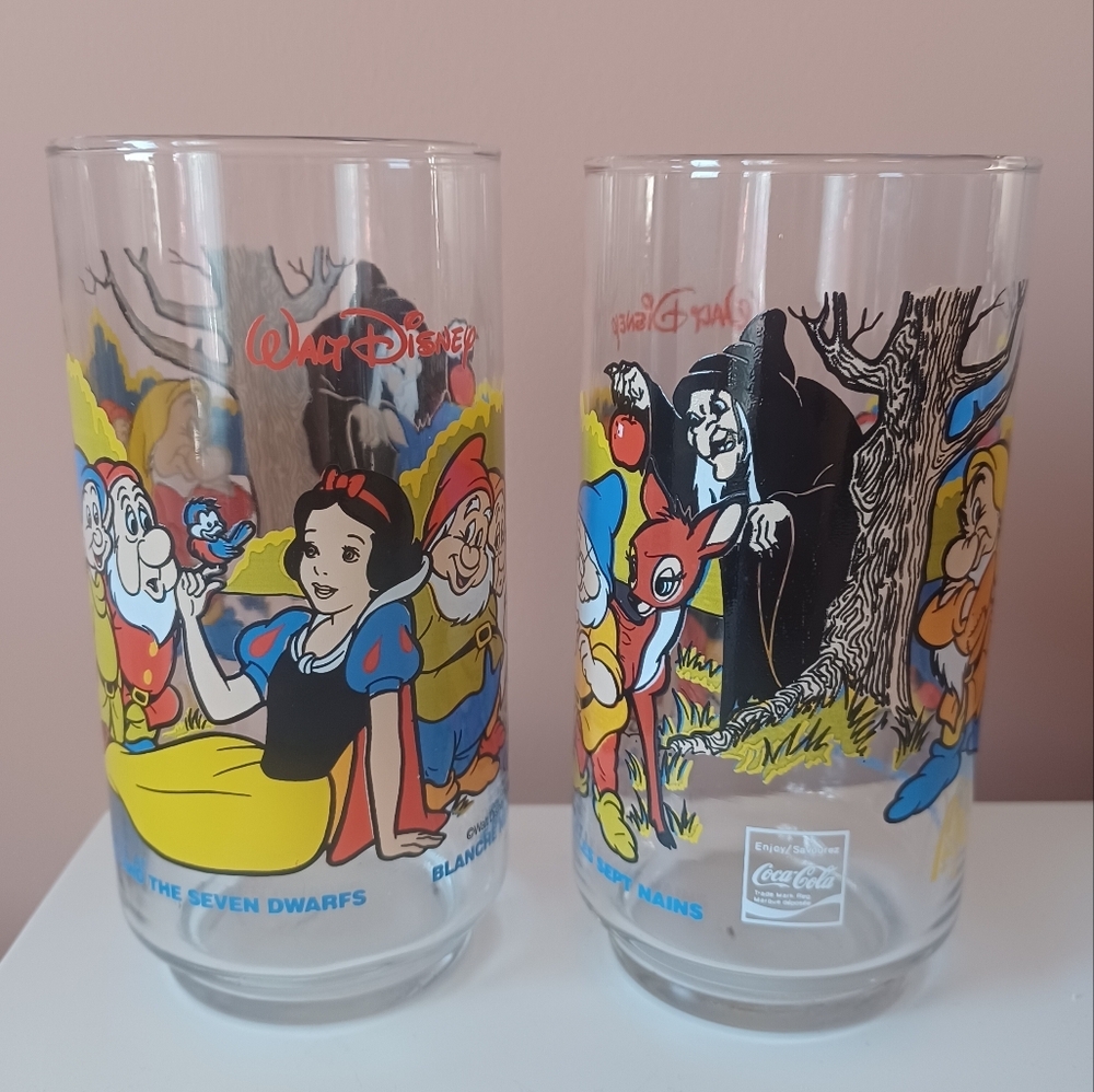 Vintage Collectible Snow White Glass McDonalds Disney Coca-Cola Set Of 2
